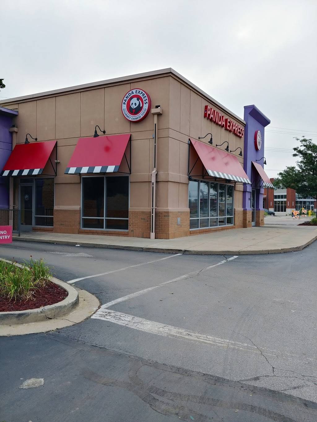 Panda Express | meal takeaway | 1210 Miller Park Way, West Milwaukee, WI 53214, USA | 4143843625 OR +1 414-384-3625