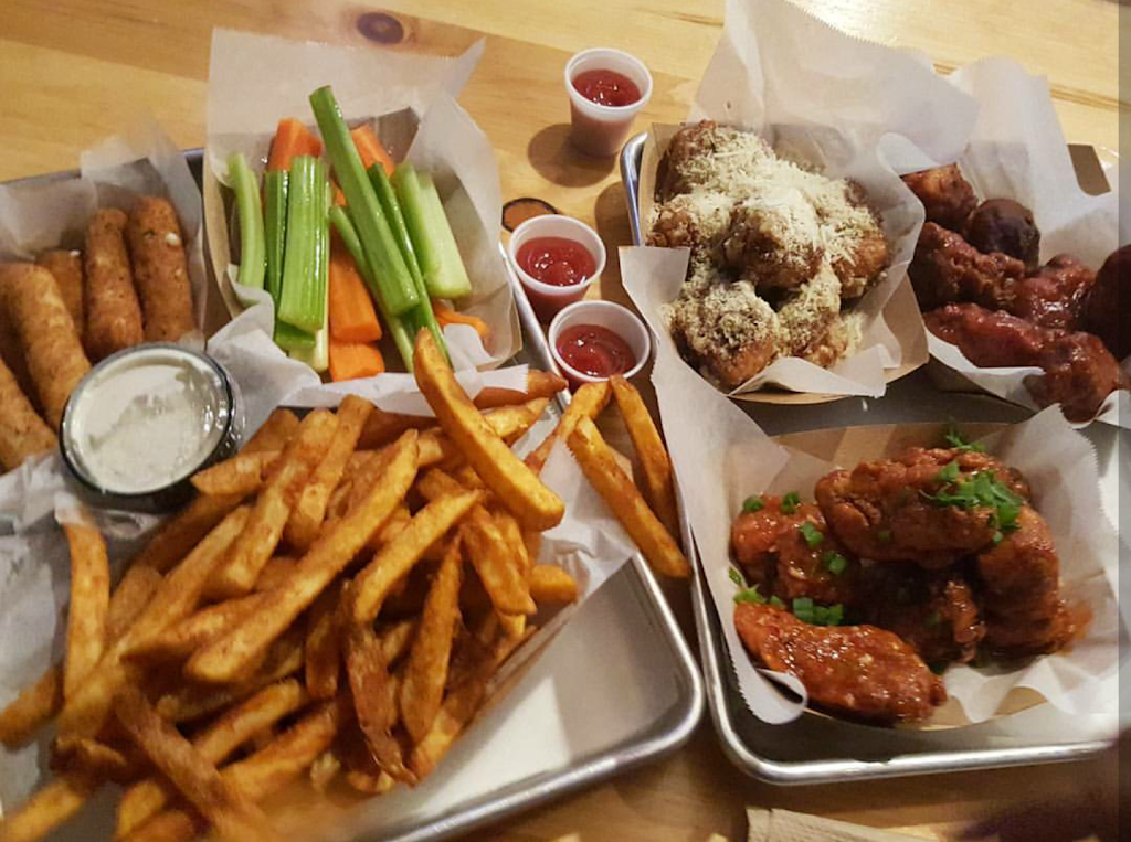 Fire Wings South Sac | restaurant | 8785 Center Pkwy #B180, Sacramento, CA 95823, USA | 9166271050 OR +1 916-627-1050