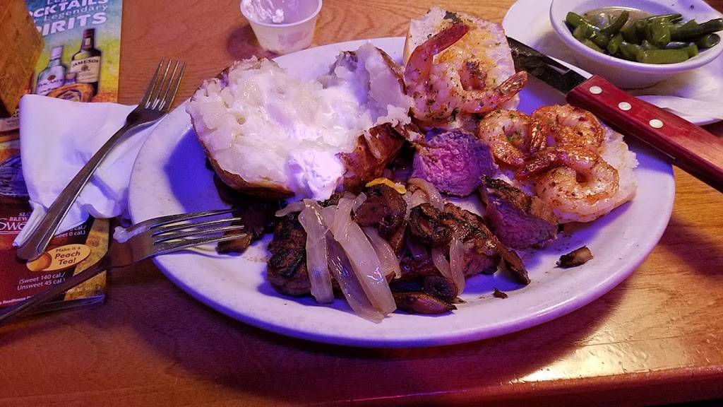 Texas Roadhouse | restaurant | 3151 Tonti Dr, Joliet, IL 60431, USA | 8155779003 OR +1 815-577-9003