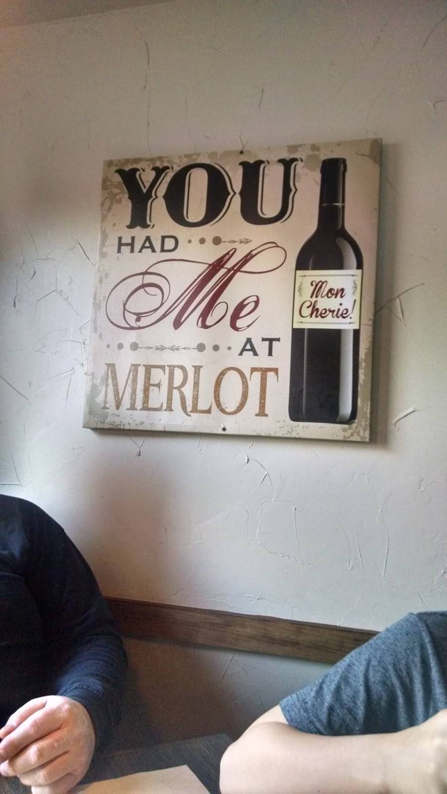 Sidelines Italian Grille | restaurant | 7965 Summerfield Rd, Lambertville, MI 48144, USA | 7345686055 OR +1 734-568-6055