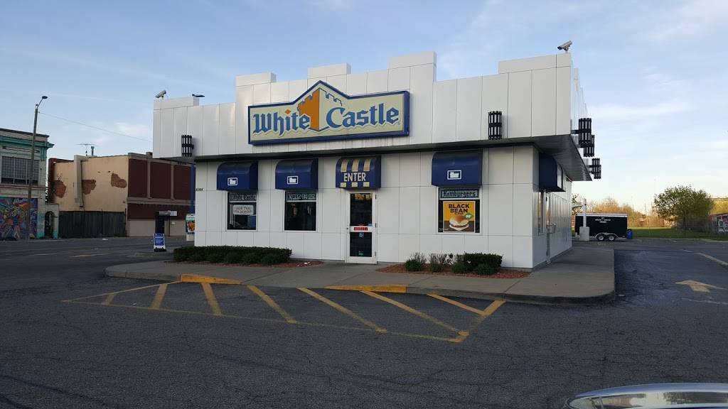 White Castle | restaurant | 6364 Woodward Ave, Detroit, MI 48202, USA | 3139725556 OR +1 313-972-5556