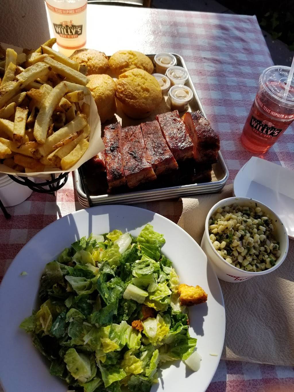 Armadillo Willys BBQ | restaurant | 878 Blossom Hill Rd, San Jose, CA 95123, USA | 4082247427 OR +1 408-224-7427