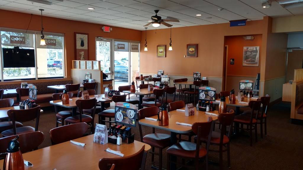 IHOP | restaurant | 2112 N Flamingo Rd, Pembroke Pines, FL 33028, USA | 9542511831 OR +1 954-251-1831