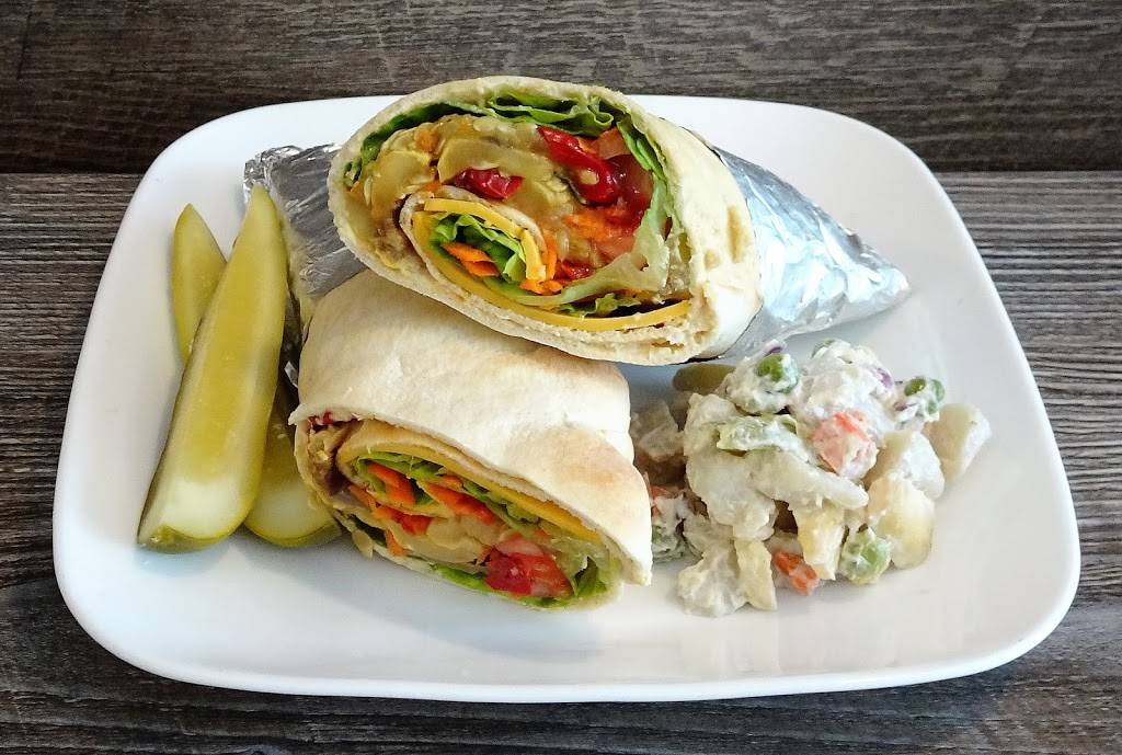 Ellanas Kitchen & More | restaurant | 19 Pelham St, Newton, MA 02459, USA | 6172445345 OR +1 617-244-5345