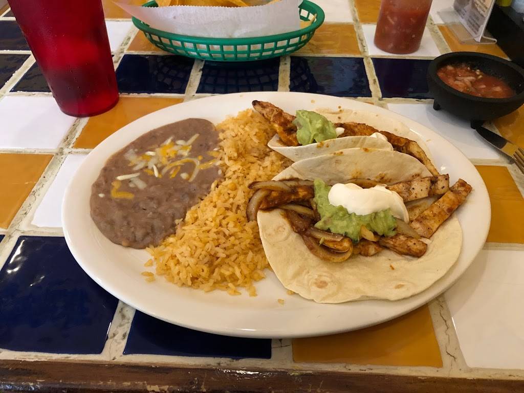 El Potro Mexican Bar & Grill | restaurant | 124 Merrimack St, Lowell, MA 01852, USA | 9784552840 OR +1 978-455-2840