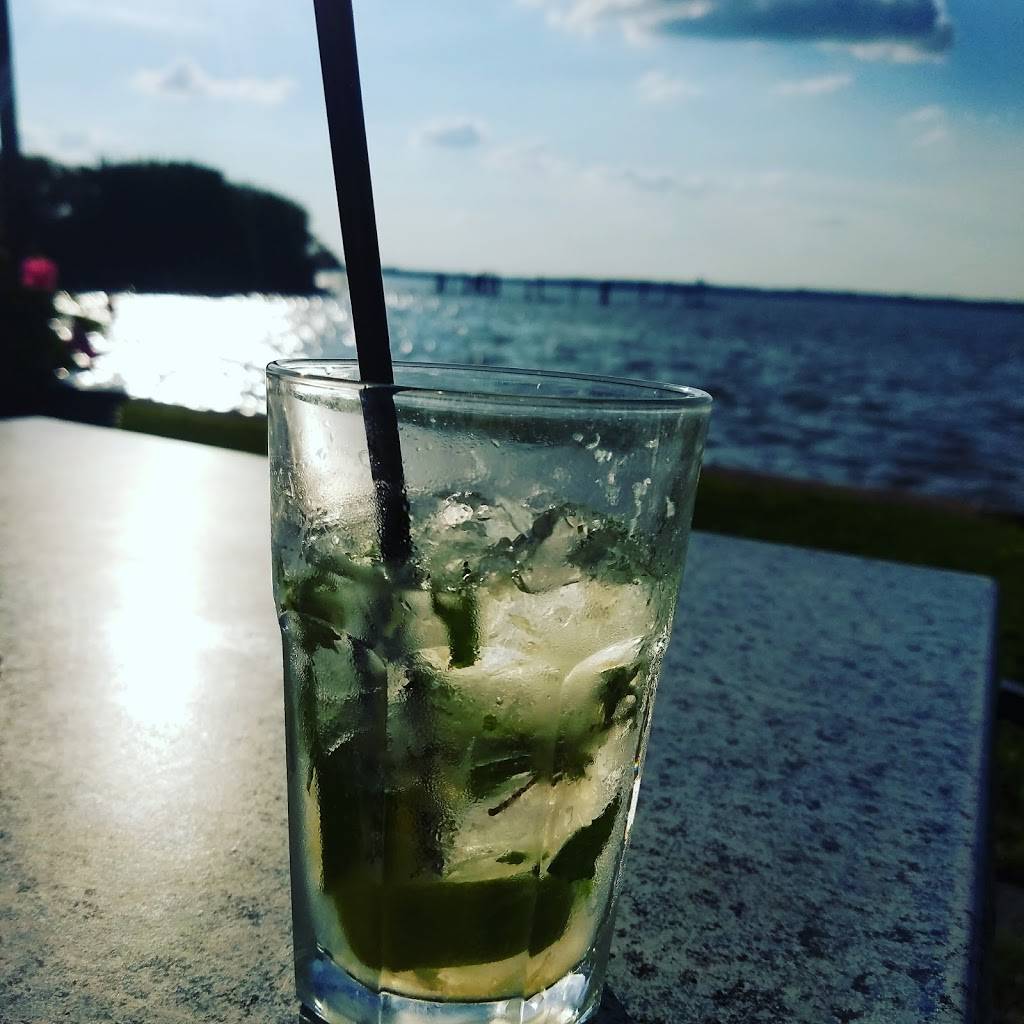 J.G. Cooks Riverview Inn | restaurant | 60 Main St, Pennsville, NJ 08070, USA | 8566783700 OR +1 856-678-3700