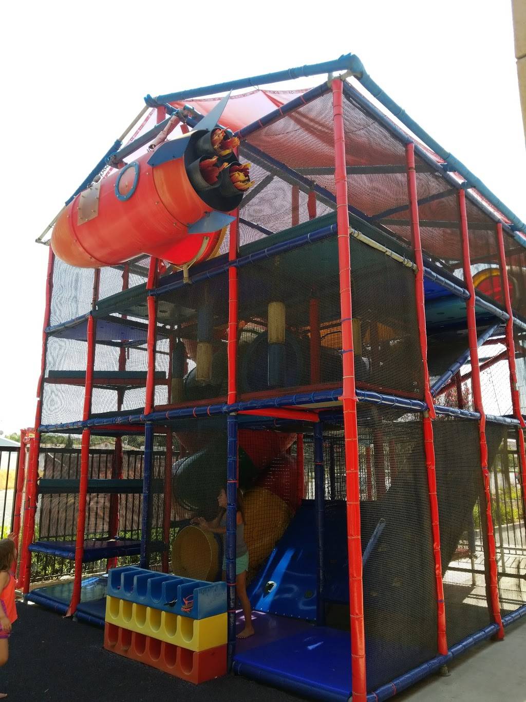 Carls Jr. | restaurant | 26100 Newport Rd, Sun City, CA 92584, USA | 9516799887 OR +1 951-679-9887