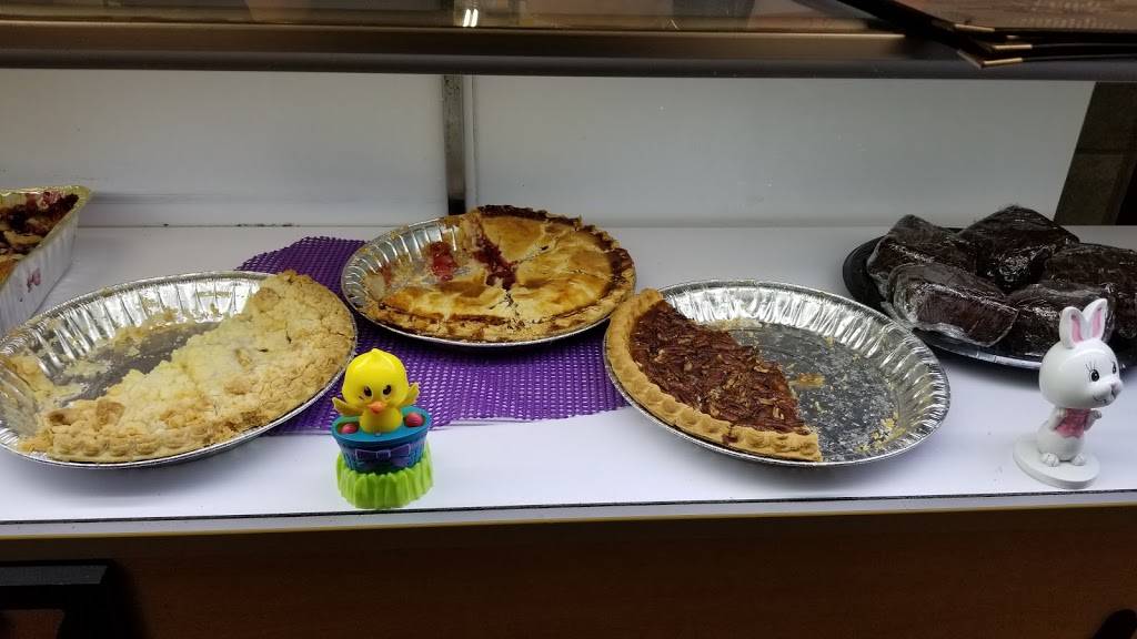 Hitching Post Kellogg - Worlds Best Fried Chicken | restaurant | 4535 Kellogg Ave, Cincinnati, OH 45226, USA | 5138714293 OR +1 513-871-4293