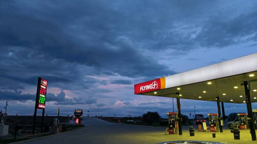 Flying J Travel Center | restaurant | 714 S Central Expy, Anna, TX 75409, USA | 9729242035 OR +1 972-924-2035