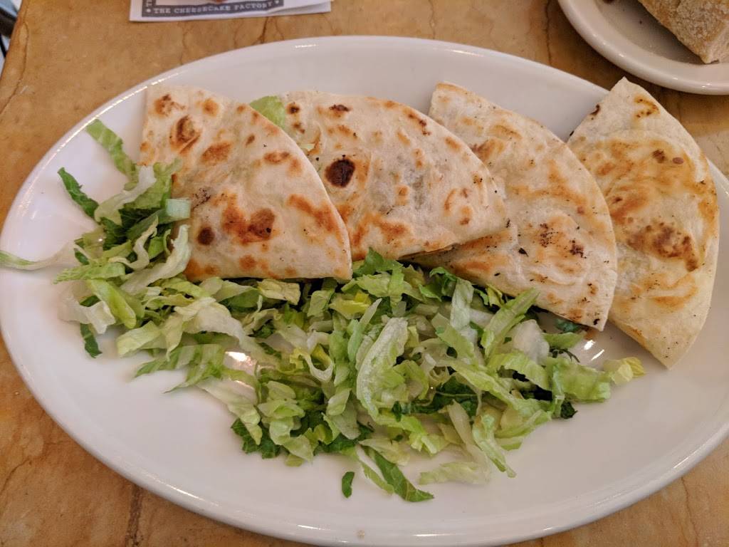 The Cheesecake Factory | restaurant | 1872 Annapolis Mall Rd, Annapolis, MD 21401, USA | 4102240565 OR +1 410-224-0565