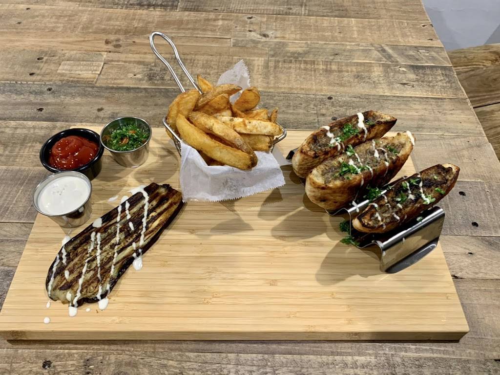 Aris Kosher Bar | restaurant | 17840 Ventura Blvd # A, Encino, CA 91316, USA | 8883077975 OR +1 888-307-7975