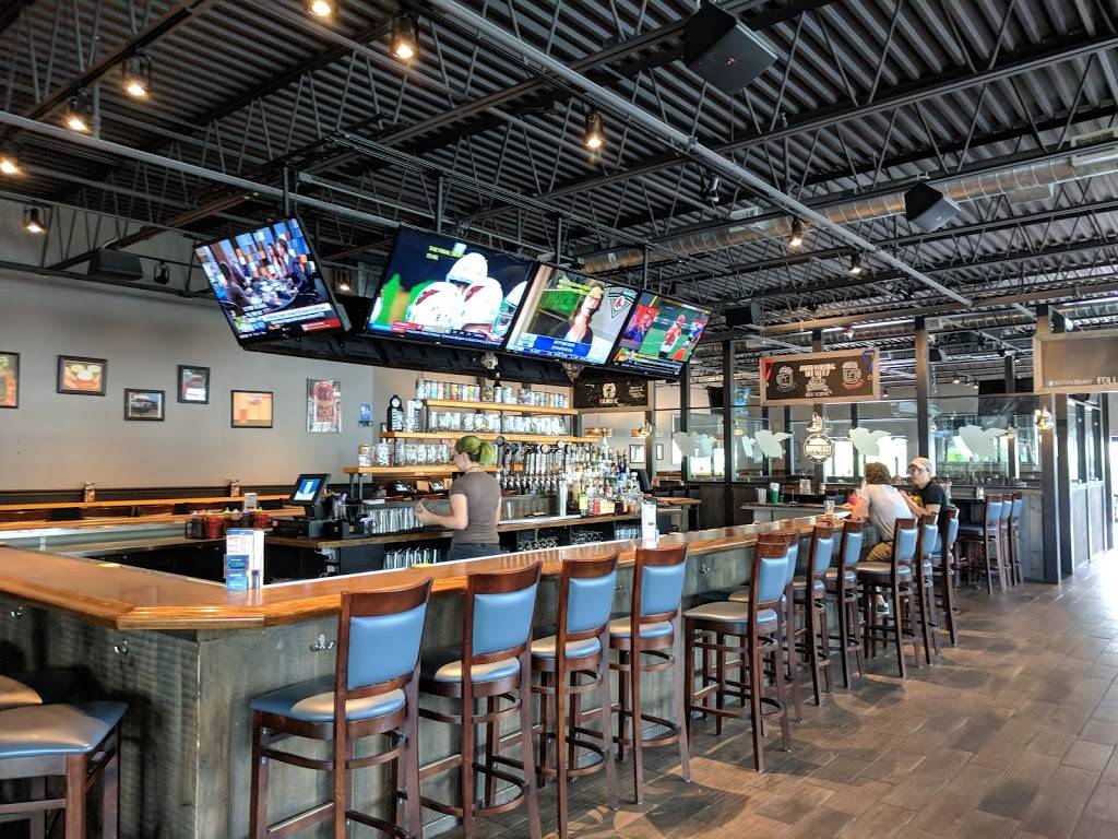 Revival Tasty Room & Brewery | restaurant | 505 Atwood Ave, Cranston, RI 02920, USA | 4019440451 OR +1 401-944-0451