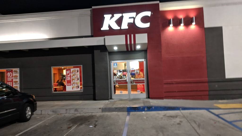 KFC | restaurant | 6320 White Ln, Bakersfield, CA 93309, USA | 6613978794 OR +1 661-397-8794