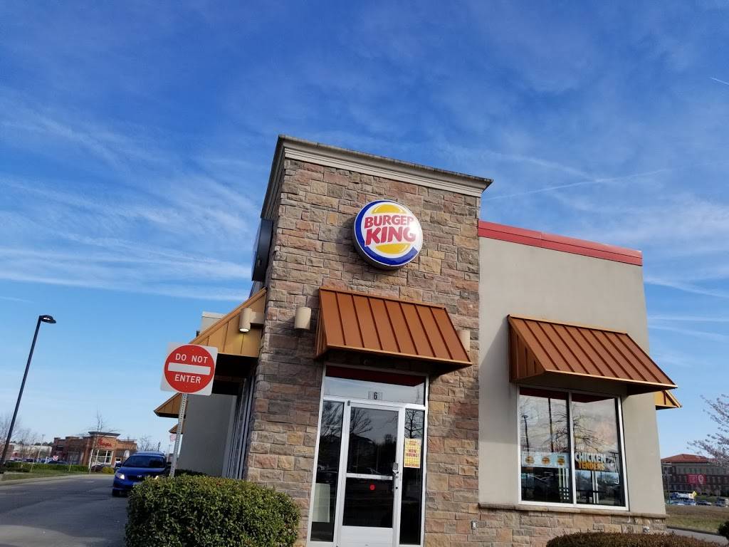 Burger King | restaurant | 161 Pikeview Dr, Midlothian, VA 23113, USA | 8043793647 OR +1 804-379-3647