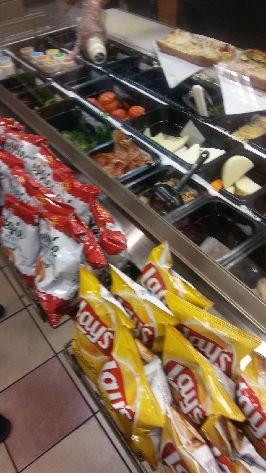 Subway Restaurants | restaurant | 8124 Fredericksburg Rd, San Antonio, TX 78229, USA | 2109495185 OR +1 210-949-5185