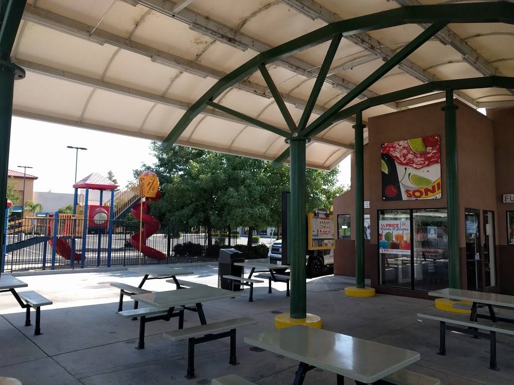 Sonic Drive-In | restaurant | 13015 Stockdale Hwy, Bakersfield, CA 93312, USA | 6615879400 OR +1 661-587-9400