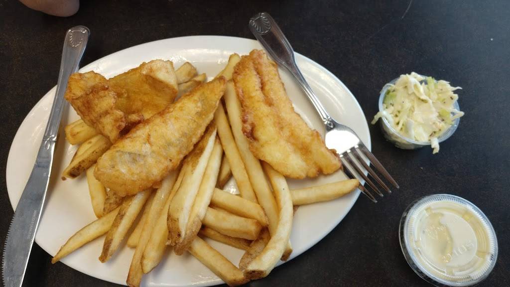 Amarals Fish & Chips | restaurant | 4 Redmond St, Warren, RI 02885, USA | 4012470675 OR +1 401-247-0675