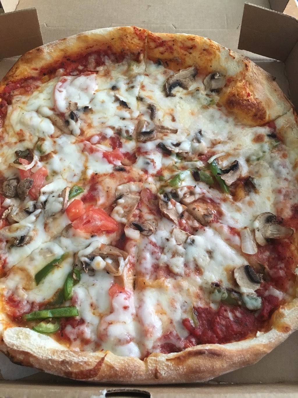 Selvinos Pizza | meal delivery | 5711 Bowden Rd #7, Jacksonville, FL 32216, USA | 9047397900 OR +1 904-739-7900