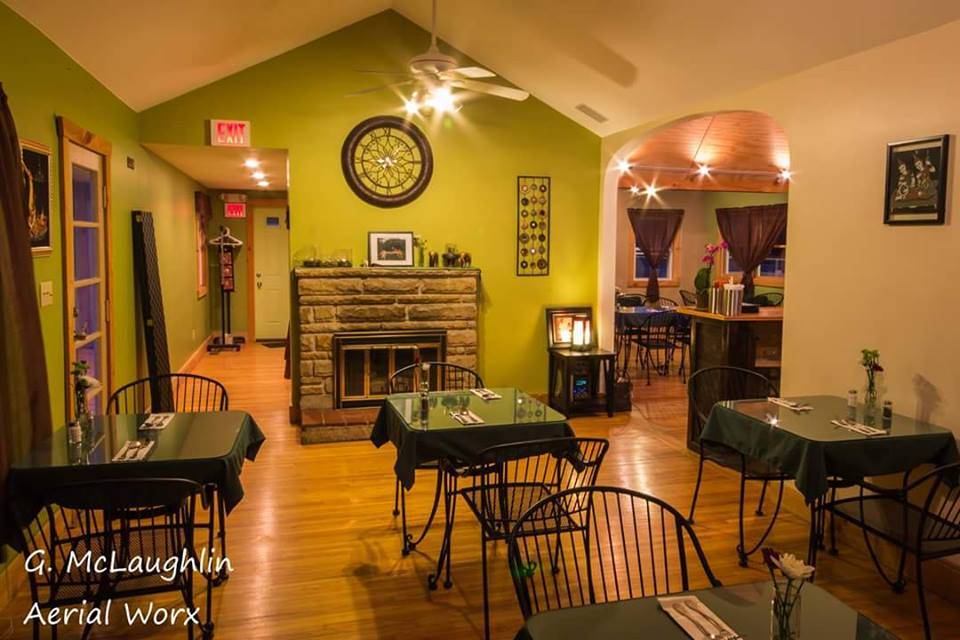 Water Lily Cafe | restaurant | 3800 Union Rd, Cheektowaga, NY 14225, USA | 7162889940 OR +1 716-288-9940