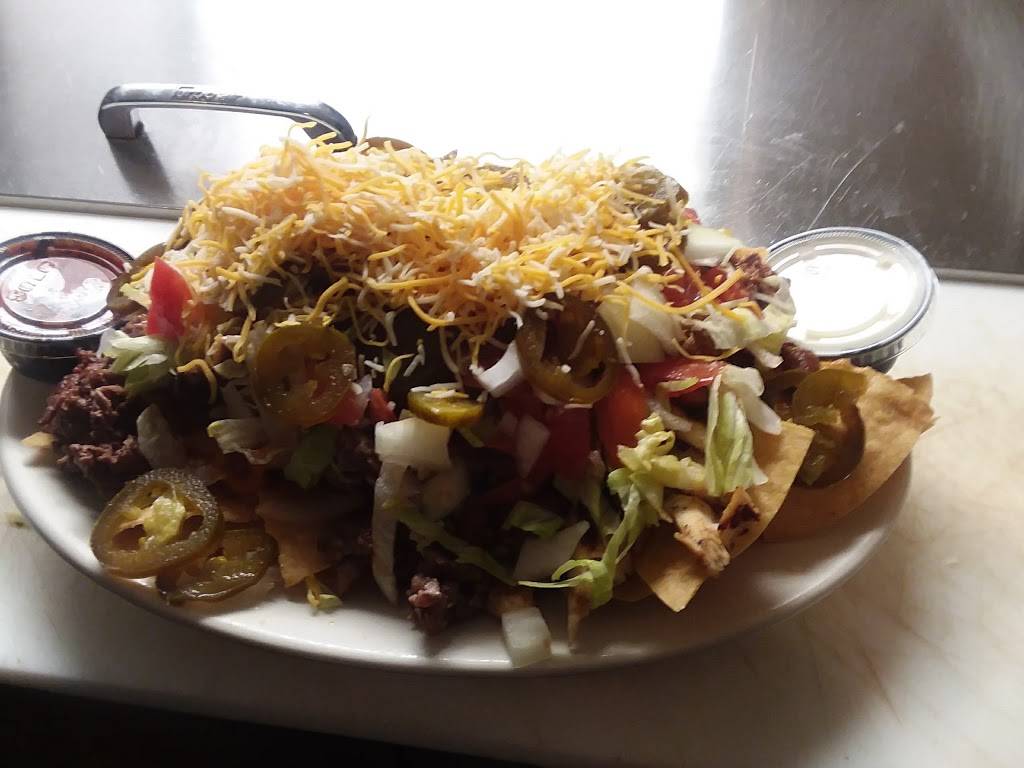 Nortons Sports Bar & Grill | restaurant | 1824 Main St, Dunedin, FL 34698, USA | 7277342053 OR +1 727-734-2053