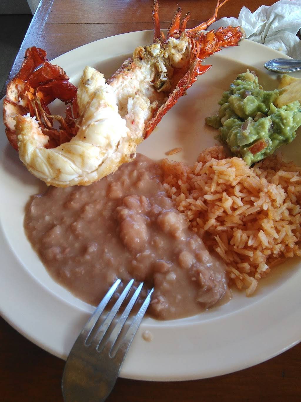 mariscos puerto nuevo | restaurant | Anzuelo #6, 22716 Puerto Nuevo, B.C., Mexico | 016616143039 OR +52 661 614 3039