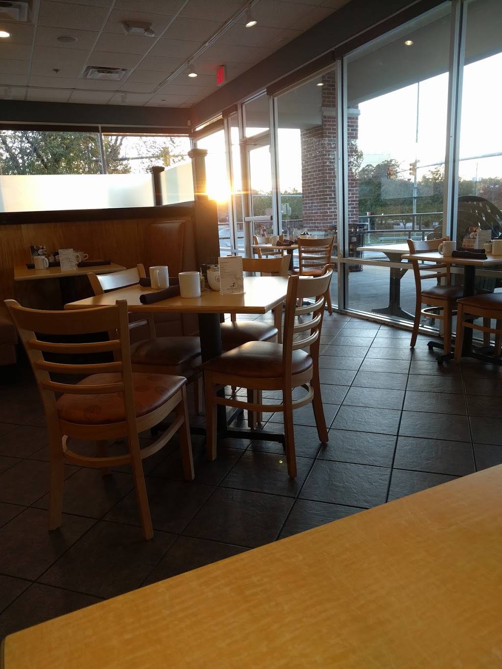 Reveille Cafe West Cobb | restaurant | 2500 Dallas Hwy #600, Marietta, GA 30064, USA | 7707260981 OR +1 770-726-0981