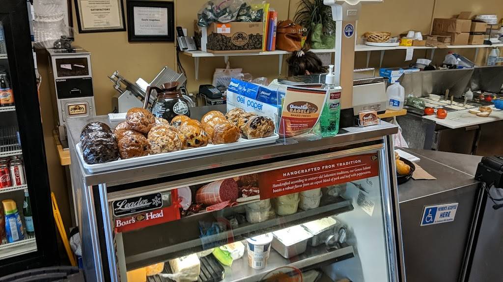 Union Hill Bagels | bakery | 345 Union Hill Rd, Manalapan Township, NJ 07726, USA | 7329729900 OR +1 732-972-9900
