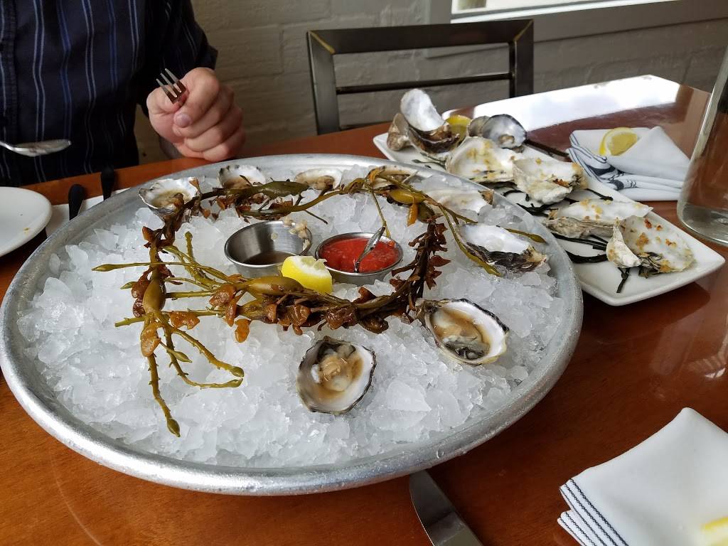 Siren Hall | restaurant | 151 River St, Elk Rapids, MI 49629, USA | 2312646062 OR +1 231-264-6062