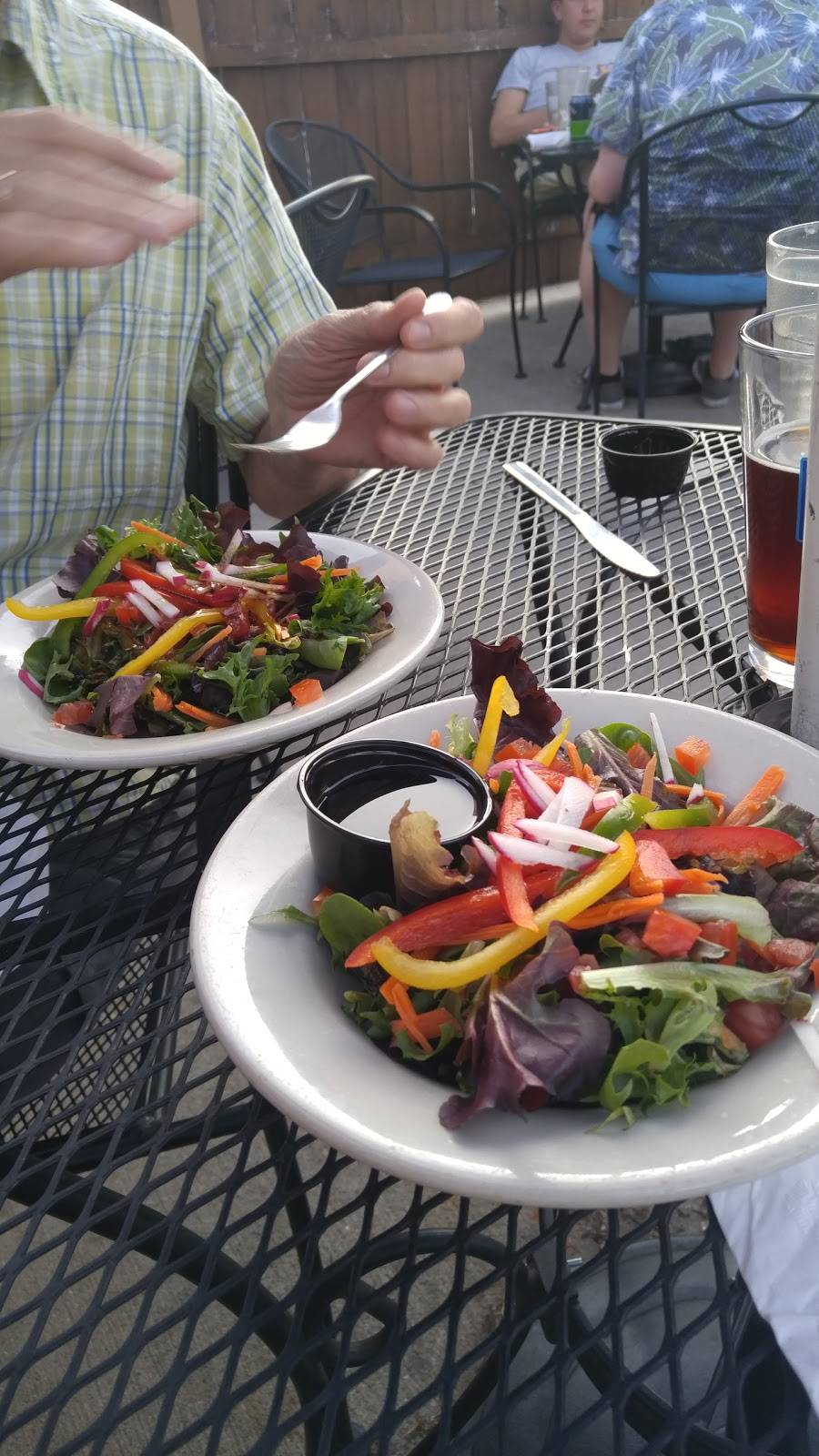 Gordos Pub & Grill | restaurant | 4328 Montgomery Rd # 1, Norwood, OH 45212, USA | 5133511999 OR +1 513-351-1999