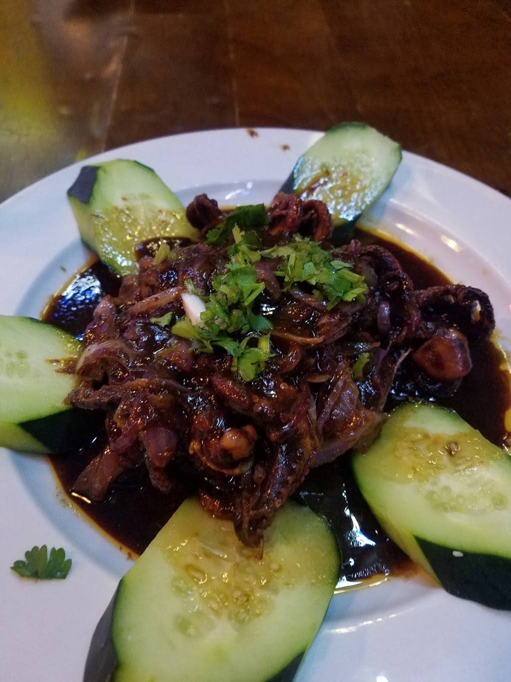 Mariscos El Gordo & Sports Bar | restaurant | 22 N Elmwood Ave, Lindsay, CA 93247, USA | 5595622911 OR +1 559-562-2911