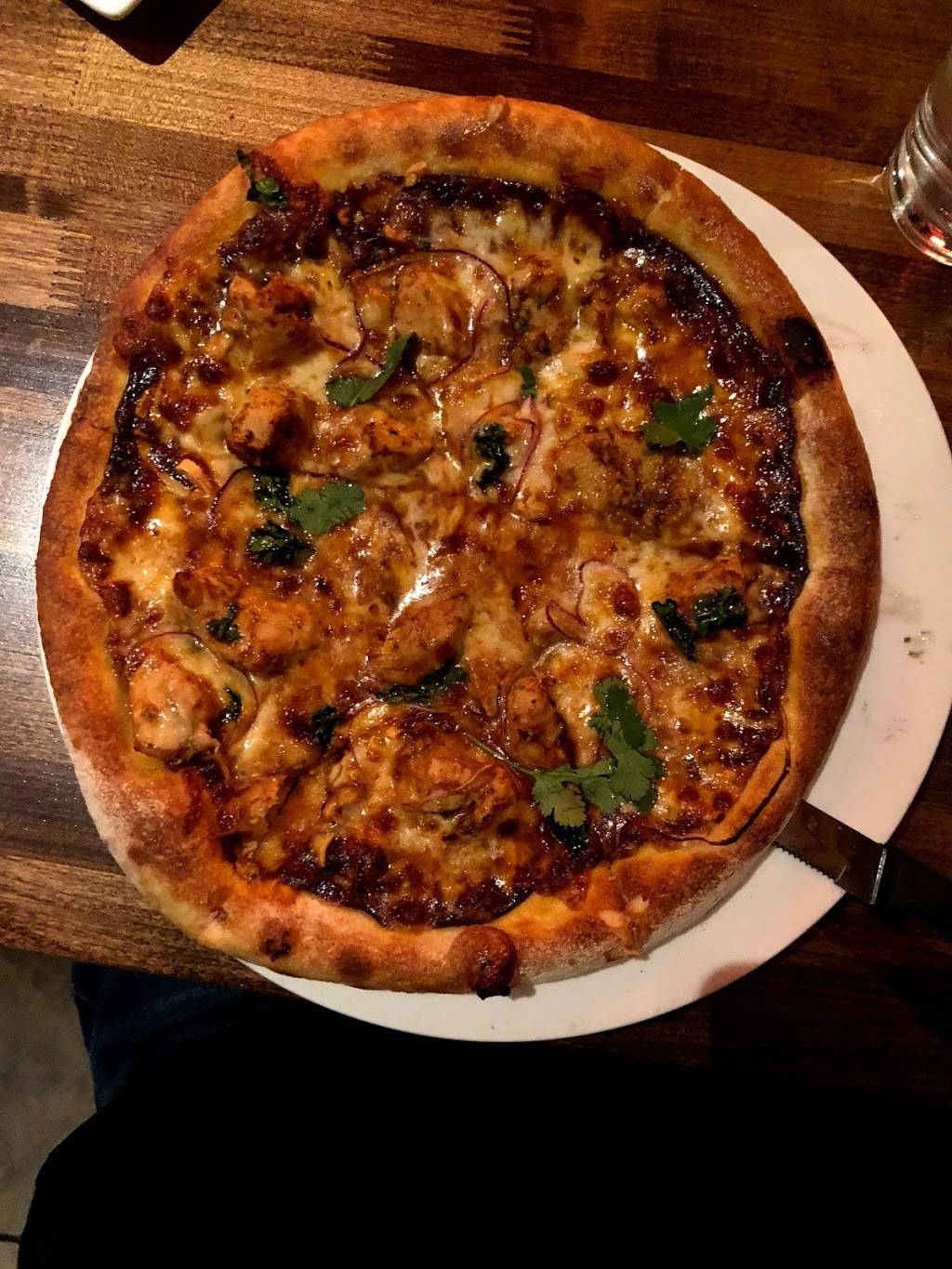 Sammys Woodfired Pizza | restaurant | 121 S Las Posas Rd, San Marcos, CA 92078, USA | 7605914222 OR +1 760-591-4222