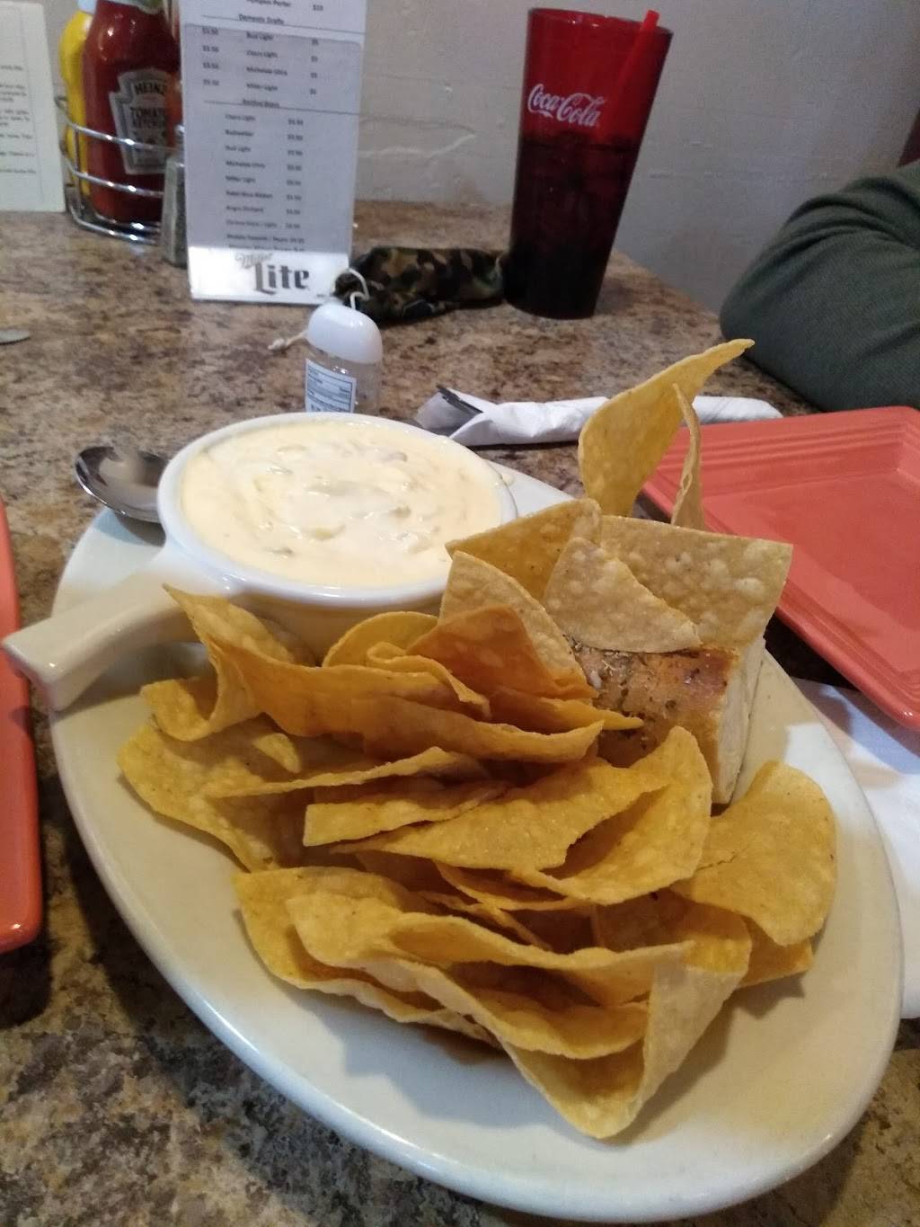 Red Mountain Bar And Grill | restaurant | 2015 N Power Rd, Mesa, AZ 85207, USA | 4809244877 OR +1 480-924-4877