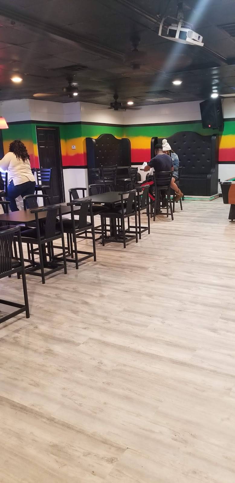 Tropical breeze bar and grill | restaurant | 1004 Zimalcrest Dr, Columbia, SC 29210, USA | 8036384948 OR +1 803-638-4948