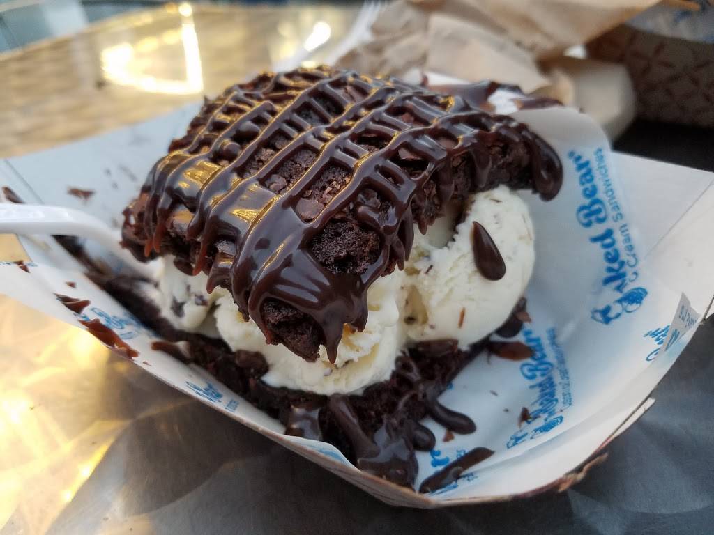 The Baked Bear - Ice Cream and Cookie Sandwiches | bakery | 2824 Jones St, San Francisco, CA 94133, USA | 4159932327 OR +1 415-993-2327
