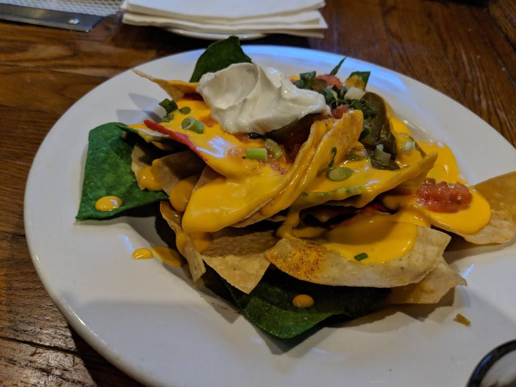 Irelands Four Courts | restaurant | 2051 Wilson Blvd, Arlington, VA 22201, USA | 7035253600 OR +1 703-525-3600