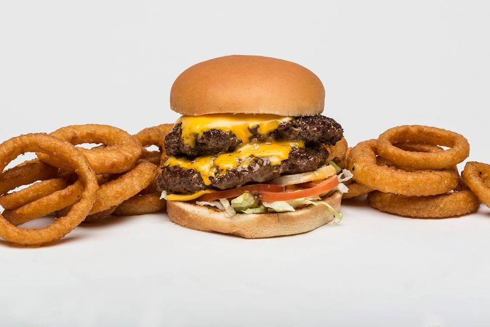 Burger Barge Boardwalk | restaurant | 2805, 123 Meadow Ave, East Peoria, IL 61611, USA | 3096986161 OR +1 309-698-6161