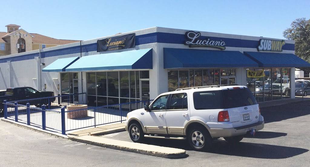 Luciano Neighborhood Pizzeria | restaurant | 2414 Babcock Rd #100, San Antonio, TX 78229, USA | 2102551863 OR +1 210-255-1863