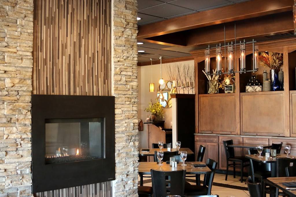 Brick House Grill | restaurant | 920 W Lincoln Ave, Charleston, IL 61920, USA | 2175122174 OR +1 217-512-2174