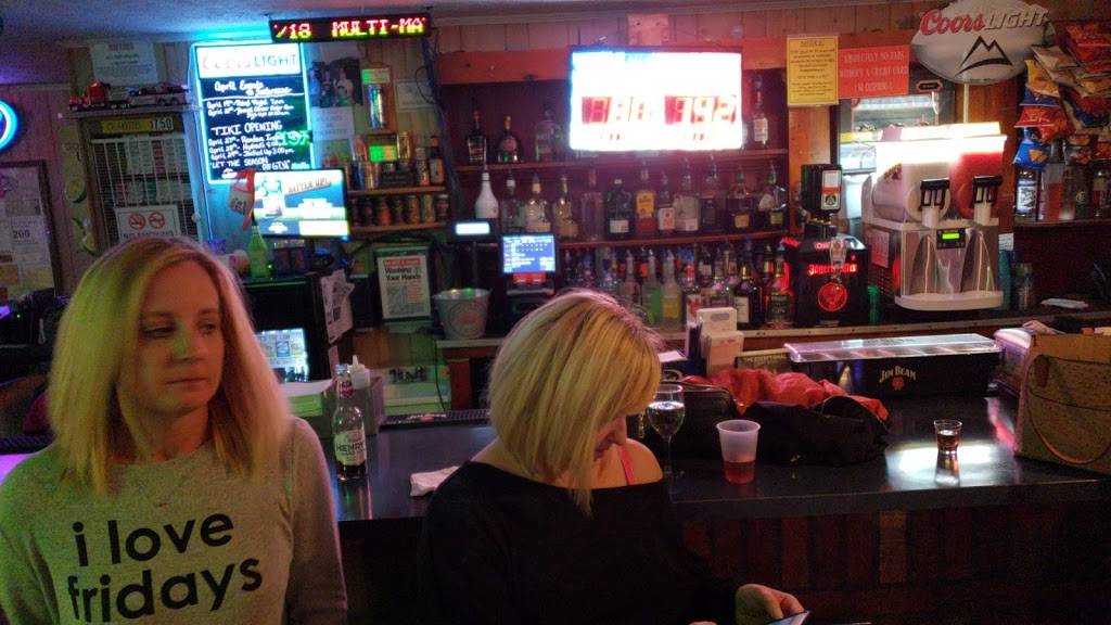 Sea Breeze Restaurant | restaurant | 27130 S Sandgates Rd, Mechanicsville, MD 20659, USA | 3013735217 OR +1 301-373-5217