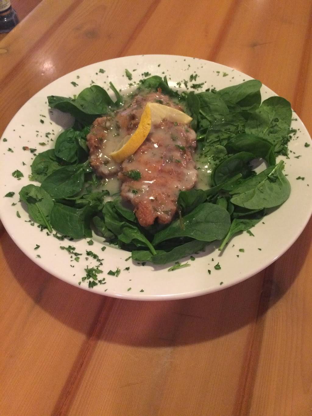 Amatos Ristorante & Pizzeria | restaurant | 9042 SE Bridge Rd, Hobe Sound, FL 33455, USA | 7725462220 OR +1 772-546-2220