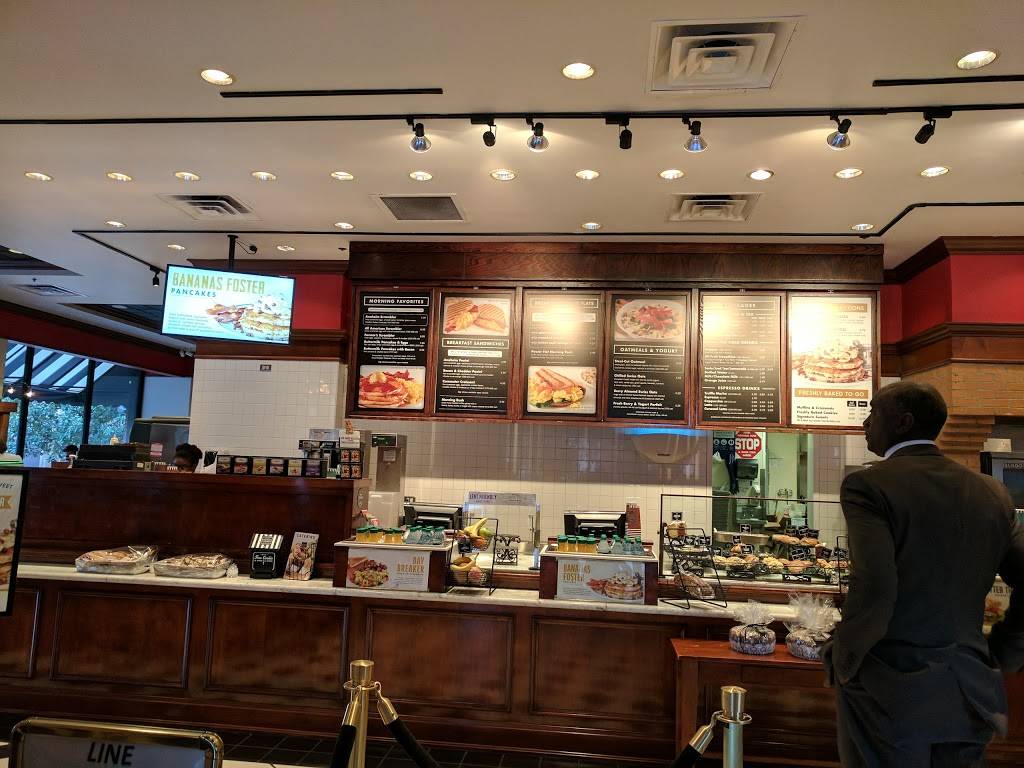 Corner Bakery Cafe | bakery | 301 N Market St #100, Dallas, TX 75202, USA | 2146518650 OR +1 214-651-8650