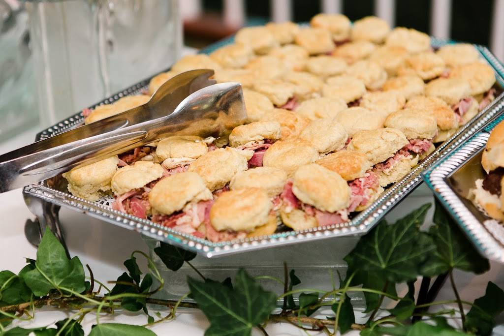 Greencroft Club | restaurant | 575 Rodes Dr, Charlottesville, VA 22903, USA | 4342965597 OR +1 434-296-5597