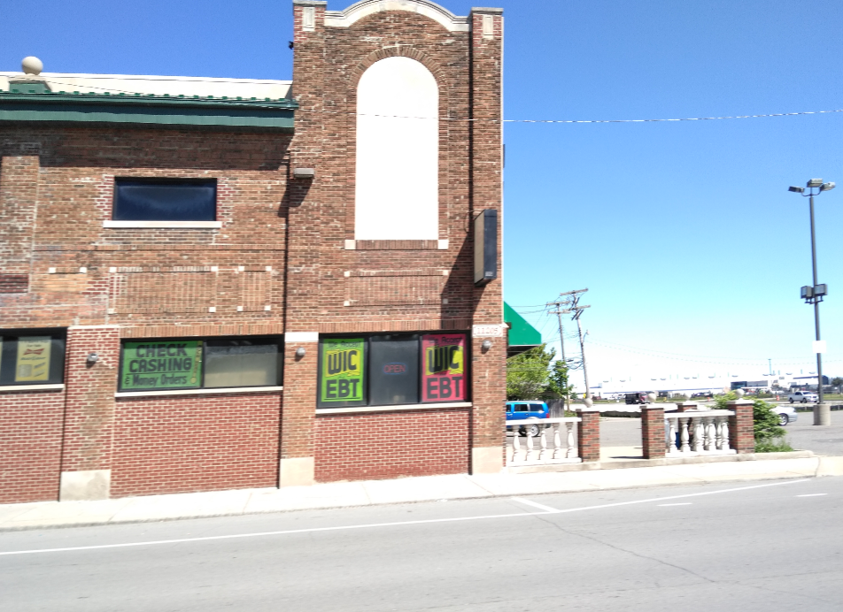 Hungry House | restaurant | 11207 Mack Ave, Detroit, MI 48214, USA | 3135282828 OR +1 313-528-2828