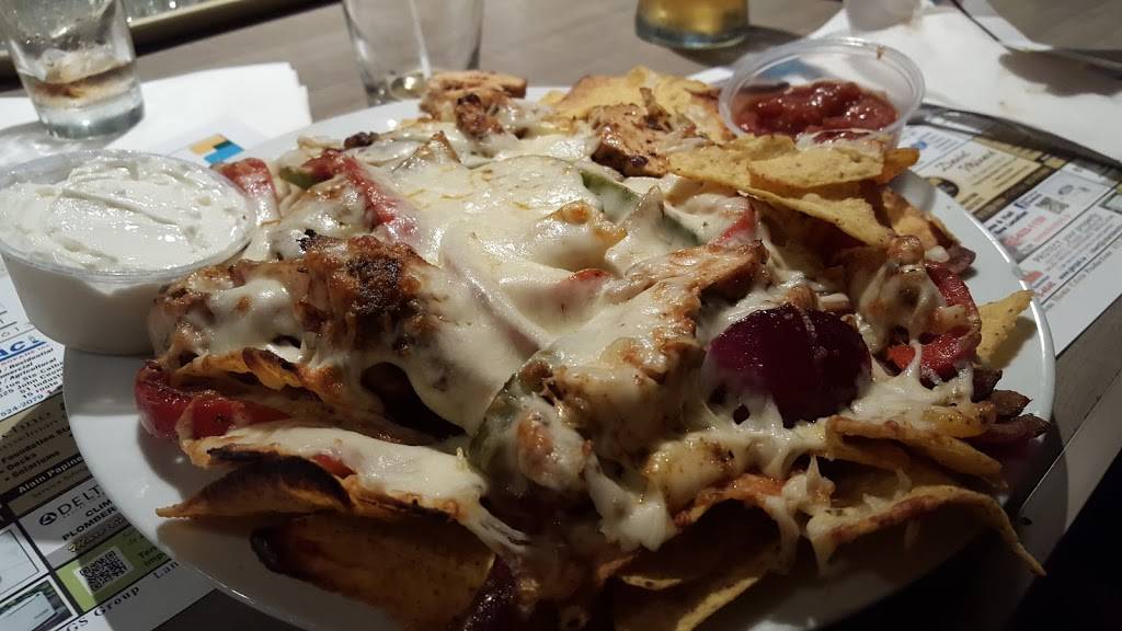 Le Chardo | restaurant | 374 St-Philippe St, Alfred, ON K0B 1A0, Canada | 6136794777 OR +1 613-679-4777