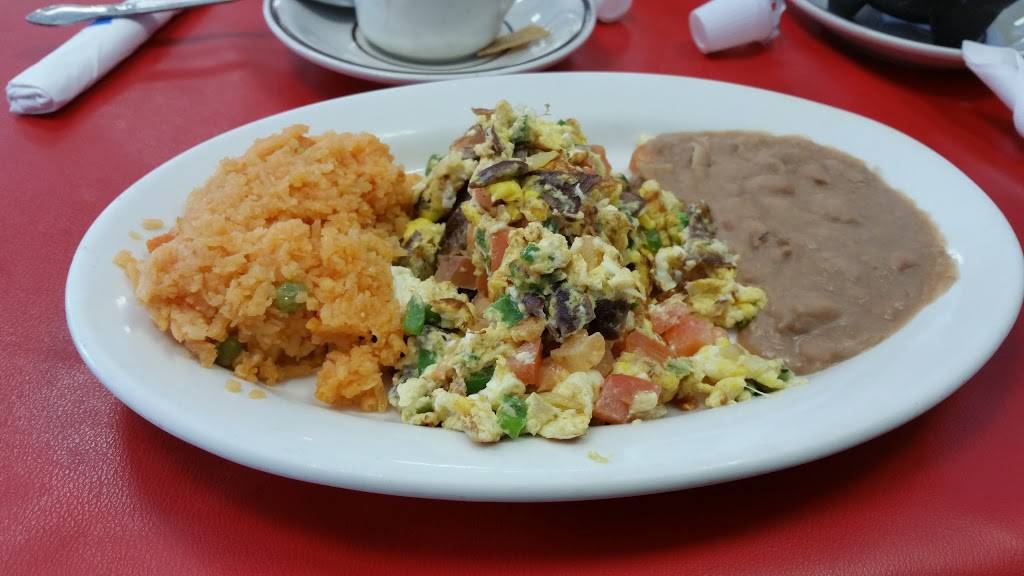 La Cecina | restaurant | 1934 W 47th St, Chicago, IL 60609, USA | 7739279444 OR +1 773-927-9444