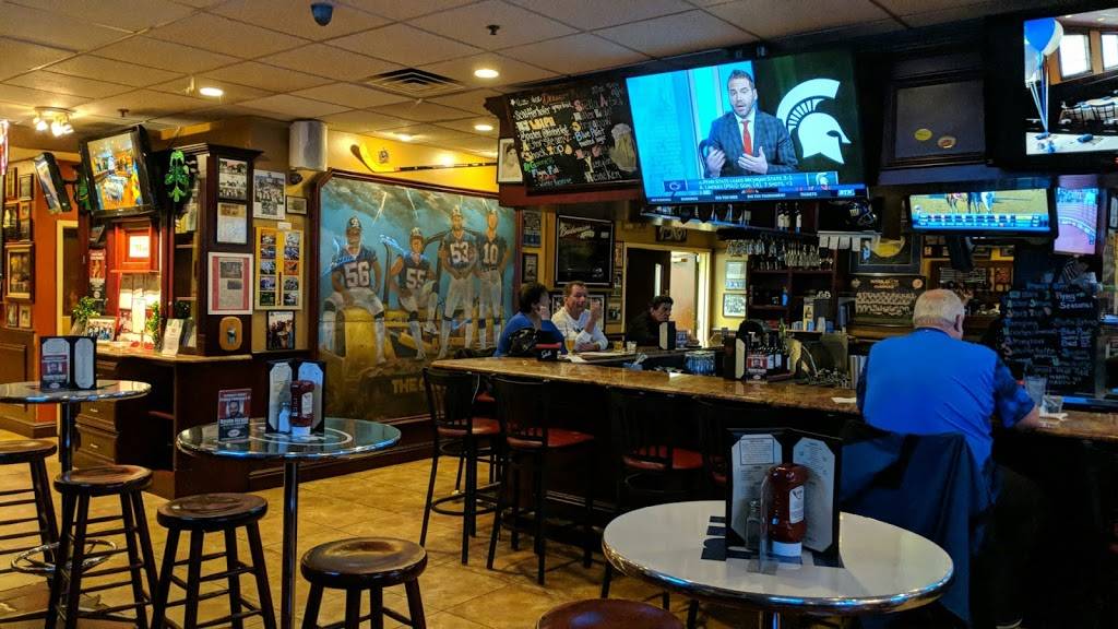 Redds | restaurant | 317 Washington Ave, Carlstadt, NJ 07072, USA | 2019330015 OR +1 201-933-0015