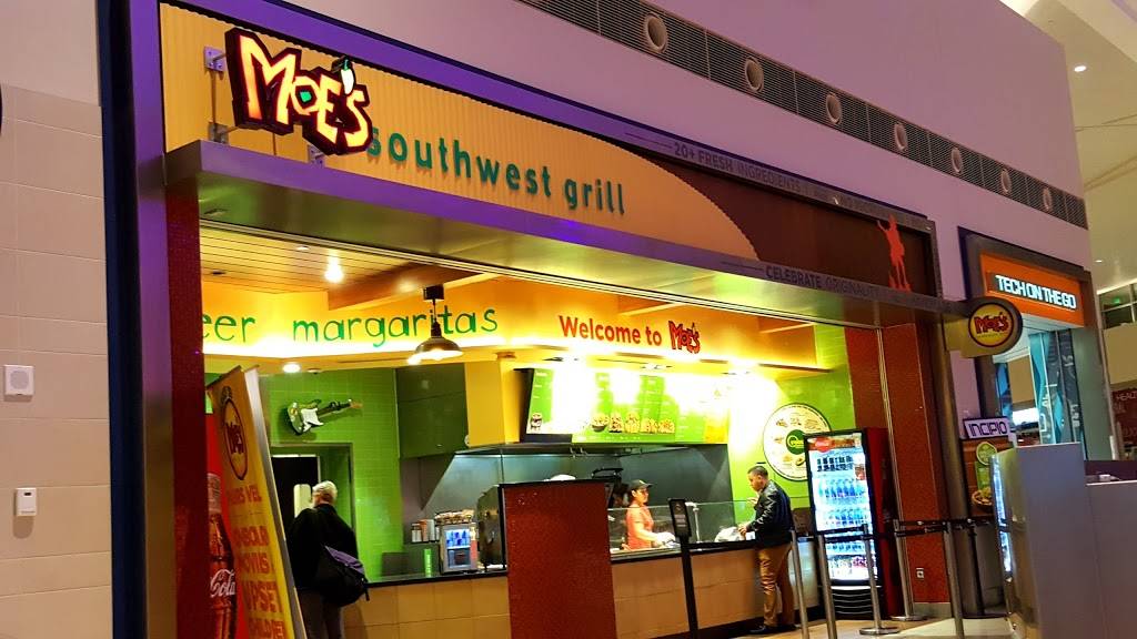 Moes Southwest Grill | restaurant | 8008 Cedar Springs Road, Space #C2186, Dallas, TX 75235, USA | 2143588692 OR +1 214-358-8692