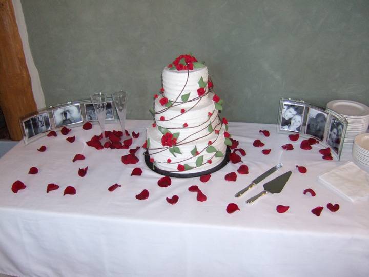 Sierra Banquet Center Inc. & Log Cabin Cafe | restaurant | 3220 Pondorado Rd, Camino, CA 95709, USA | 5306440345 OR +1 530-644-0345