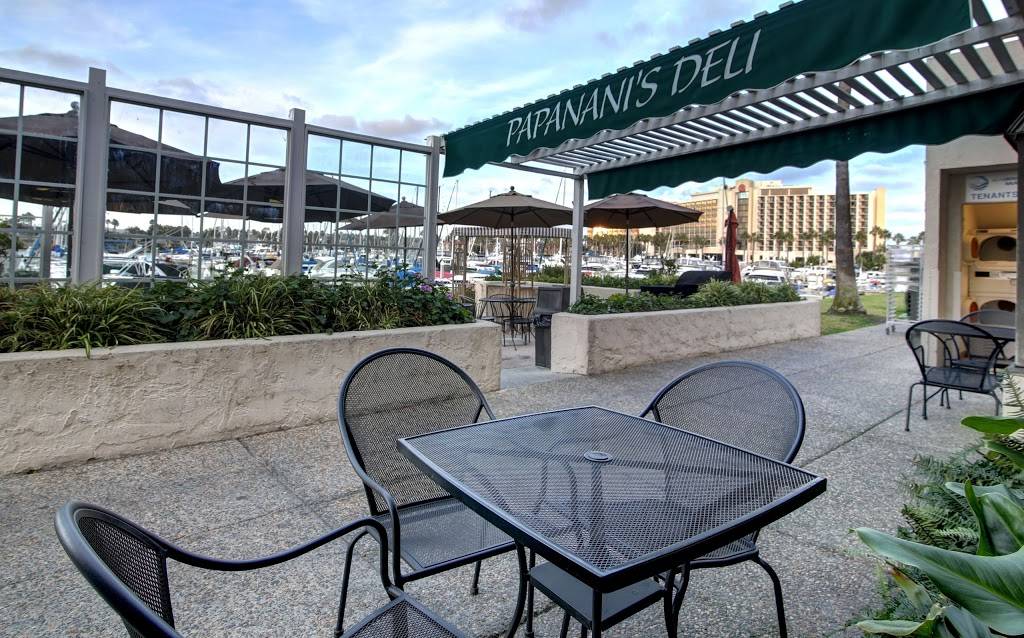 Papananis Deli | restaurant | 1450 Harbor Island Dr, San Diego, CA 92101, USA | 6192970273 OR +1 619-297-0273