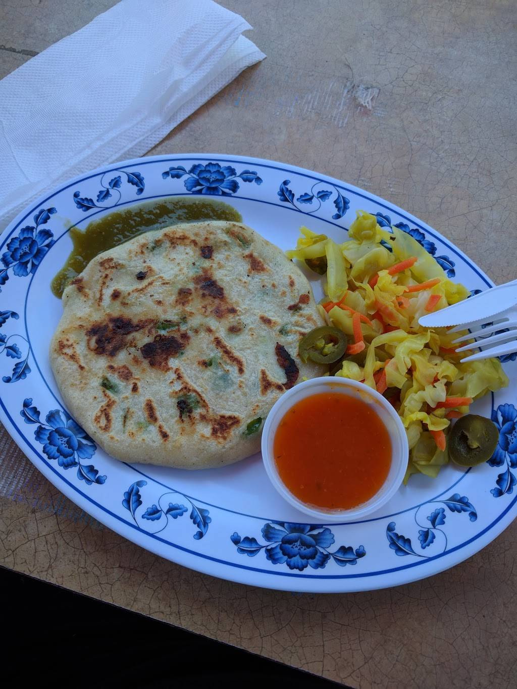 Sabor Casero Pupuseria | restaurant | 5800 NE Martin Luther King Jr Blvd, Portland, OR 97211, USA | 5033179328 OR +1 503-317-9328